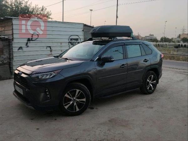 Toyota for sale in Iraq